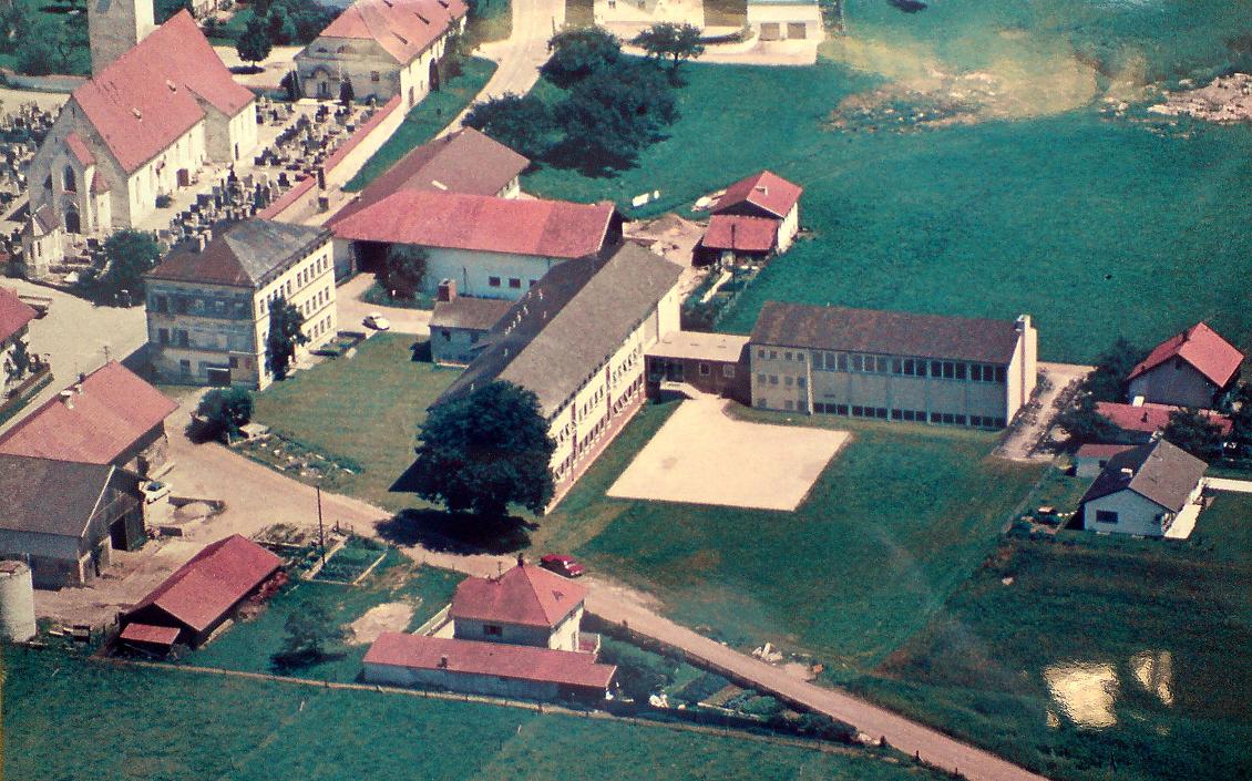 Überblick über das Schulgelände vor 1972